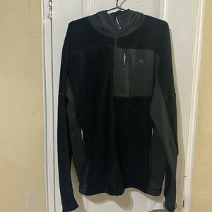 Men’s Mountain Hard wear jacket